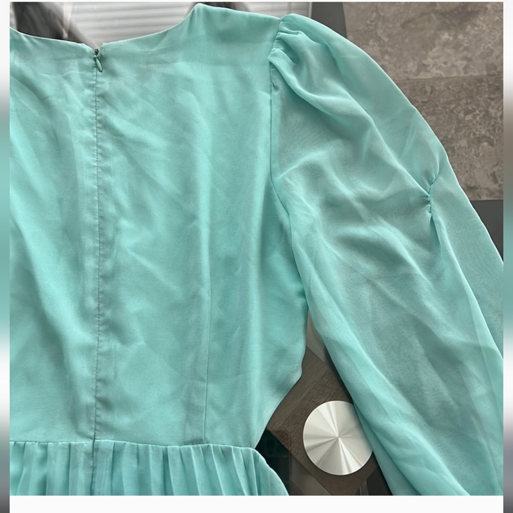 Rachel Roy Blue Fade Long Sleeve Dress With Curve Neckline Maxi Pleated Skirt - Picture 8 of 11